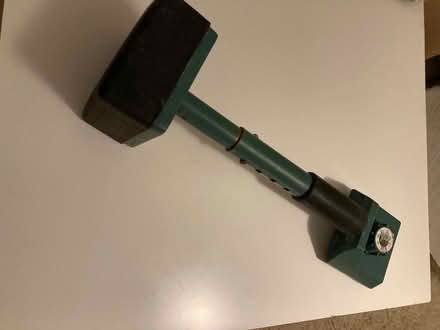 Photo of free Carpet fitting knee kicker (Hanover BN2) #2