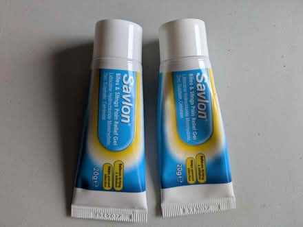 Photo of free X1 & 1/2 Savlon Insect Bite recovery Gels / New * (Barons Court W6) #1