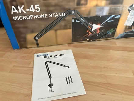 Photo of free Microphone Stand (IP8) #1