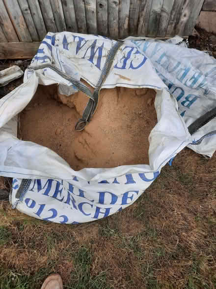 Photo of free sharp sand, about a quarter of a dumpy bag (Grove OX12) #1