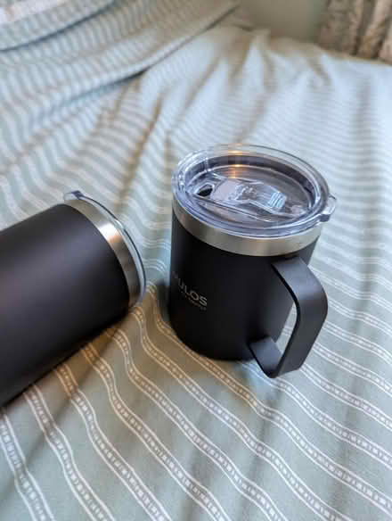 Photo of free 2x Metal travel mugs with lids (HR9) #1