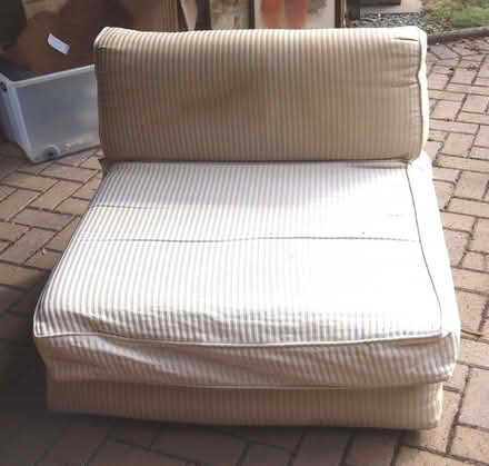 Photo of free one sofa chair (Oakwood LS8) #1