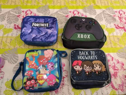 Photo of free Lunch boxes (Purley CR2) #1
