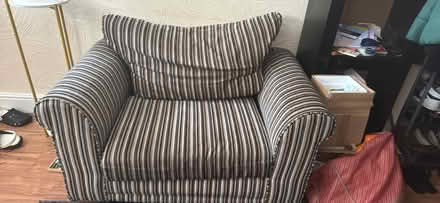 Photo of free Single sofa (Bearwood B66) #1