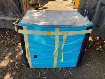 Photo of free amazon delivery tote (El Camino/shoreline/Miramonte) #1