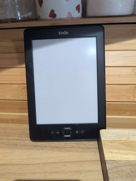 Photo of free Amazon Kindle tablet (Caversham RG4) #2