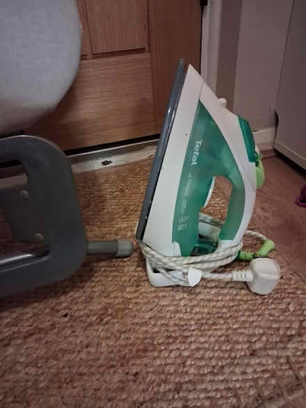 Photo of free Tefal iron and orienting board (New addington) #1