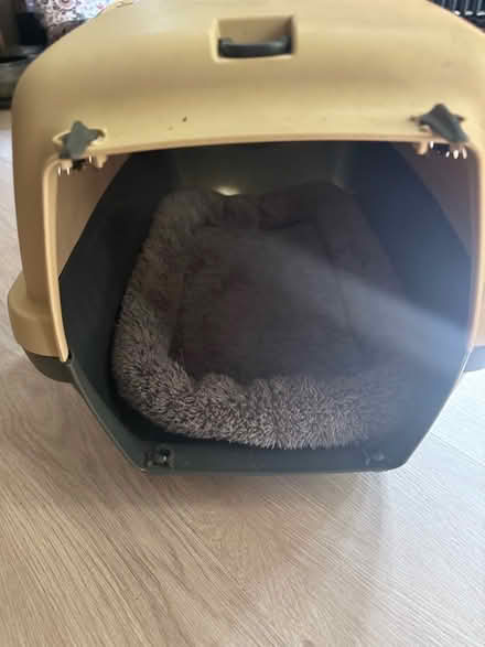 Photo of free Cat carry case (Oswestry SY11) #2