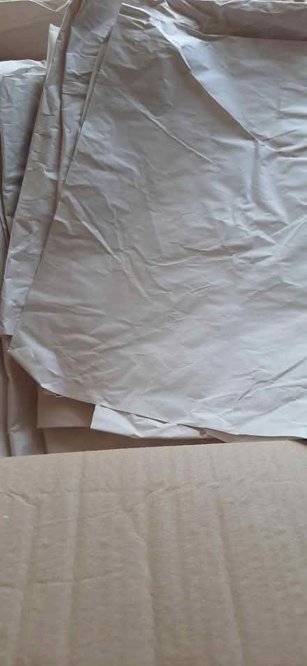 Photo of free Packing paper ideal moving home (IP3) #3