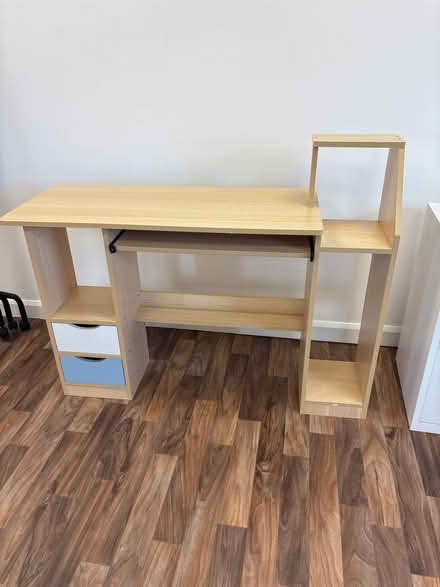 Photo of free Desk (Hackenthorpe, S12) #1