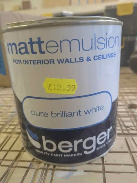 Photo of free White Emulsion (Horns Road, GL5) #1