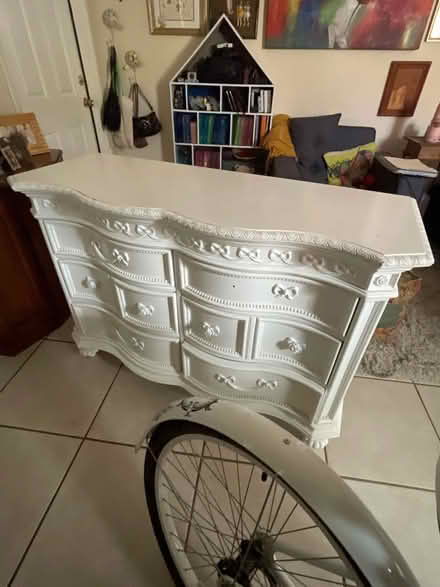 Photo of free Disney dresser 🎀 (Hallandale Beach Blvd and US1) #1