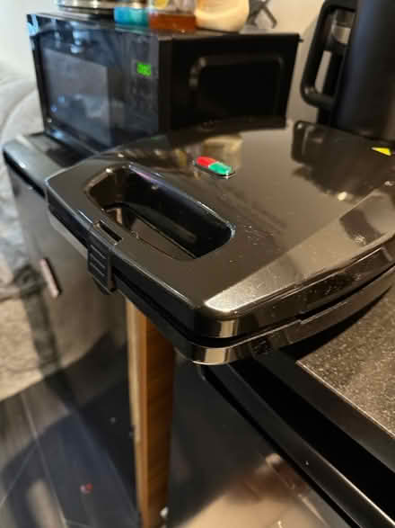 Photo of free Sandwich toaster (Bd1) #3