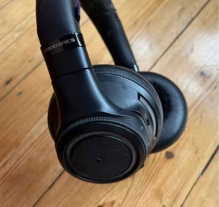 Photo of free Sound cancelling headphones (Chipping Barnet EN5) #2