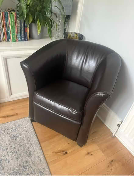 Photo of free Leather chair (Kingston KT1) #1