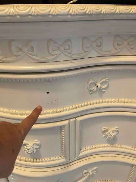 Photo of free Disney dresser 🎀 (Hallandale Beach Blvd and US1) #4