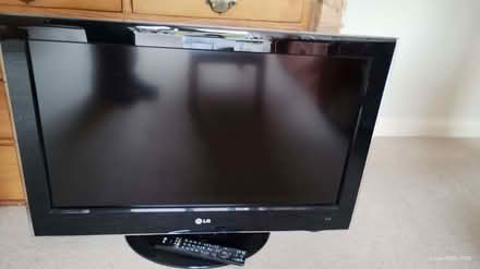 Photo of free 32" tv (Henleaze BS9) #1