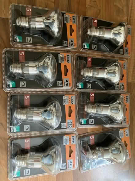 Photo of free Eight LED E27 Bulbs (Hemel Hempstead) #1