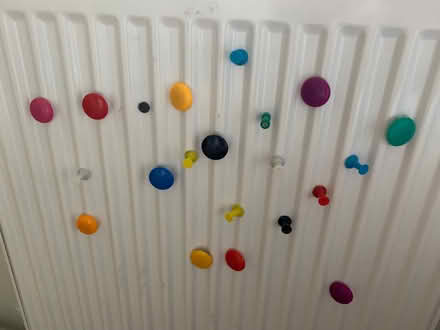 Photo of free Small Magnets (Bussage GL6) #1