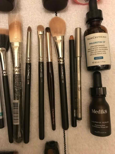 Photo of free Women’s make-up bundle.mac, bobbi b (Wandsworth SW18) #3