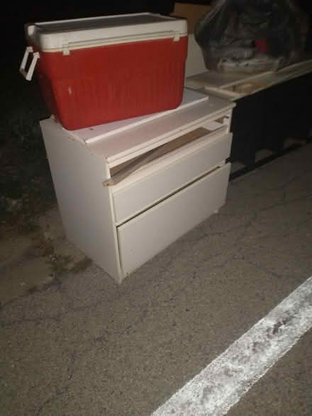 Photo of free items 508 w weathersfield way (60193) #3