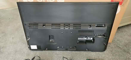 Photo of free tv (Owlthorpe S12) #3