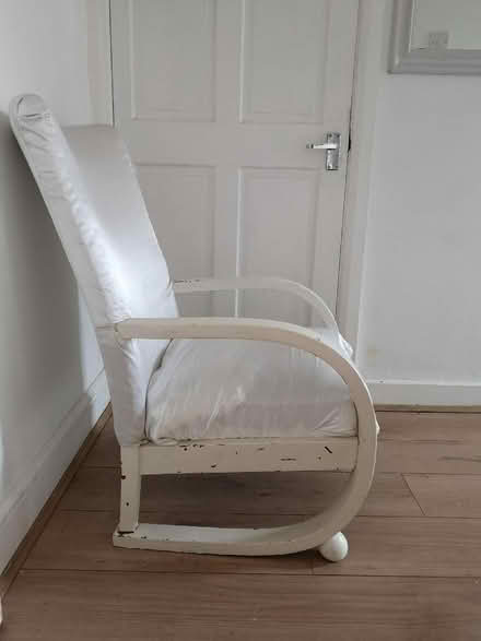 Photo of free Vintage chair (Queen's Park BN2) #1