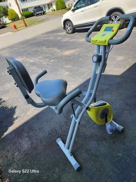 Photo of free Sitting exercises bike (Peabody) #3