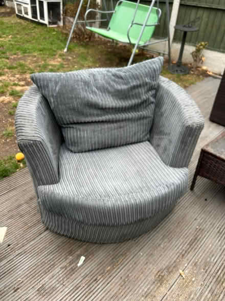 Photo of free Cuddle chair (Maypole/Solihull lodge/B14) #1