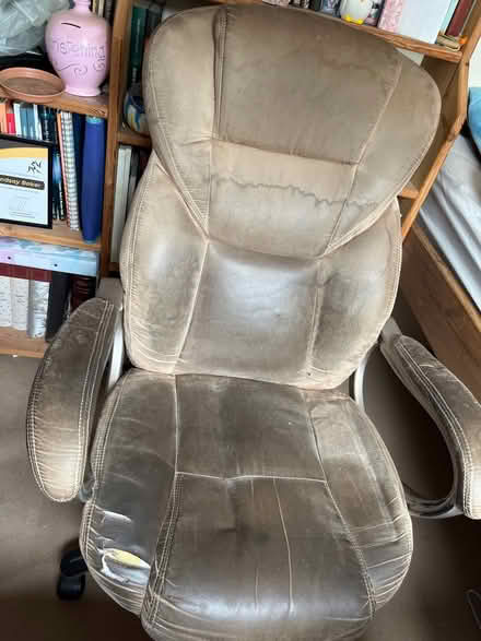 Photo of free Office chair (Hook Norton OX15) #1