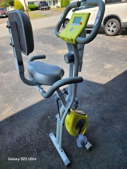 Photo of free Sitting exercises bike (Peabody) #2