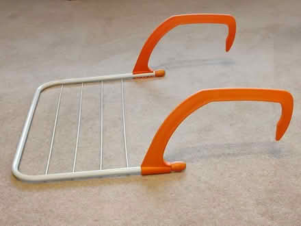 Photo of free Caravan/Motorhome/Campervan clothes drying rack (Sherrard's Green WR14) #2