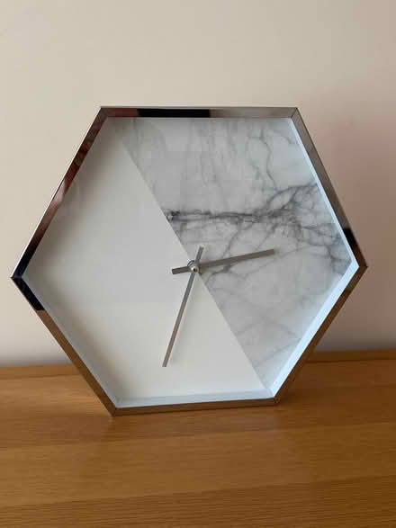 Photo of free Wall clock (Bexleyheath DA7) #1