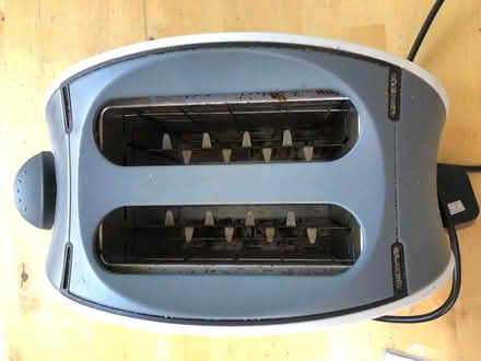 Photo of free Unbranded 2 Slice Toaster (CV22 Bilton) #4