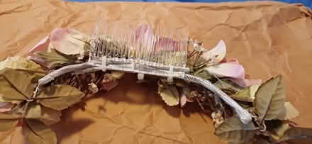 Photo of free floral comb tiara-like headdress (New Brighton CH45) #2