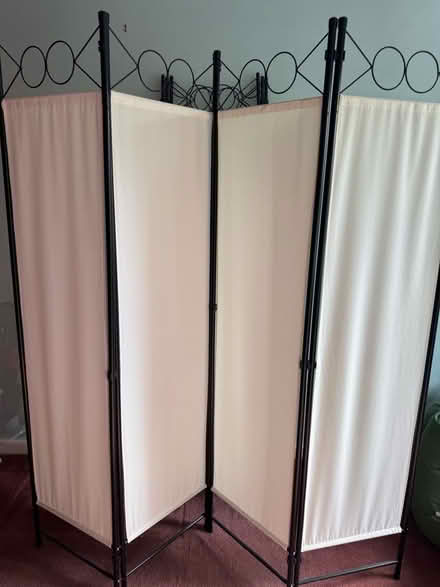 Photo of free Screens (Epping CM16) #3