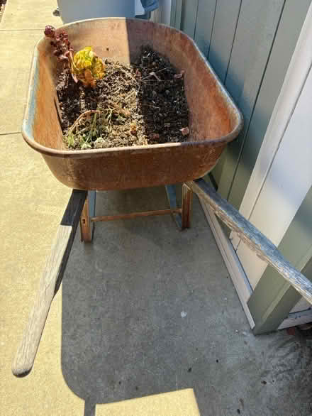 Photo of free Wheelbarrow “Garden Planter” (Pleasant Hill) #1