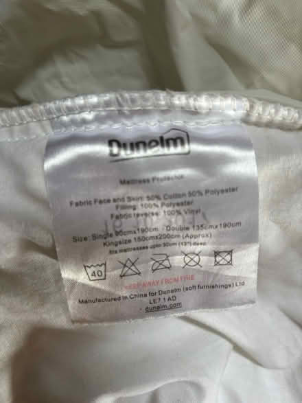 Photo of free waterproof mattress protector (SG5 Hitchin) #4