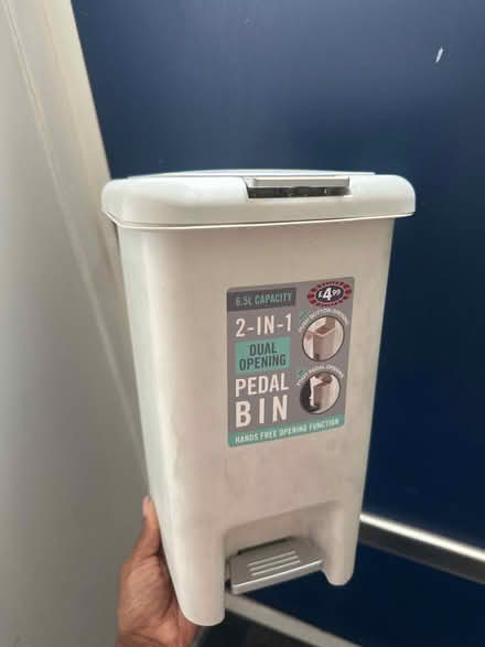 Photo of free Pedal Bin (SE1) #1