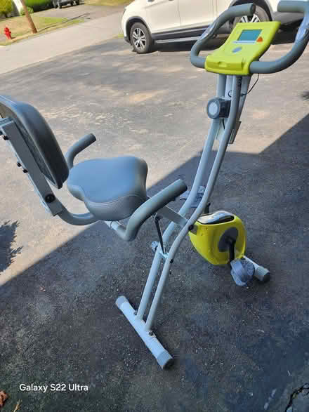 Photo of free Sitting exercises bike (Peabody) #1