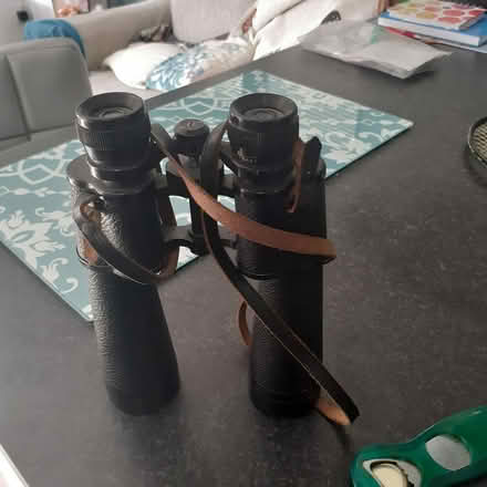 Photo of free Vintage binoculars (Livingston EH54) #1