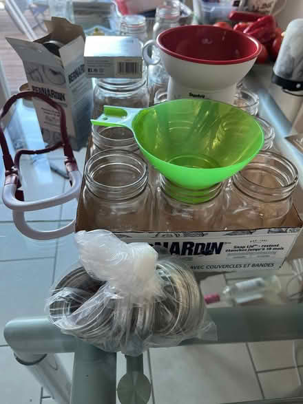 Photo of free Mason jars (Mississauga. Mavis and Rathbur) #2
