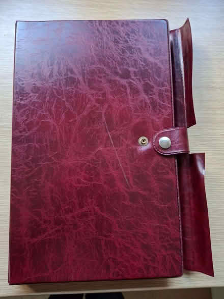 Photo of free Photo album with plastic pockets (Lightwater GU18) #2