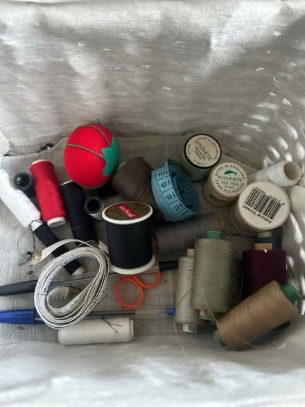 Photo of free sewing box/sewing items (moston M40,) #2