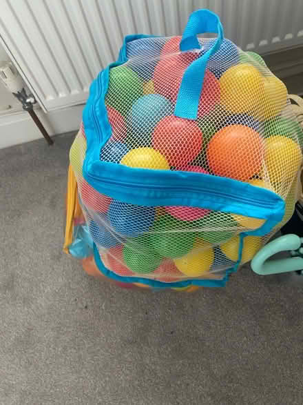Photo of free Ball pit balls (AL3 St Albans) #1