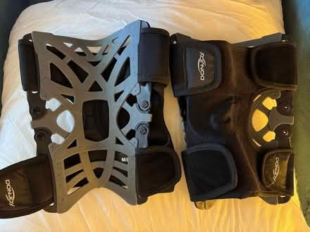 Photo of free Knee braces - adjustable (Lake Merritt Oakland CA) #1