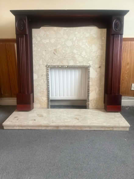 Photo of free Fire place and marble surround (BB3) #2