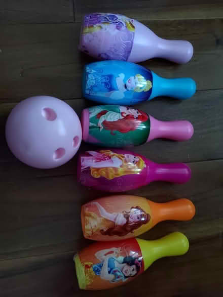 Photo of free Bowling toy (TW2 Twickenham) #1