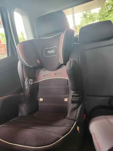 Photo of free Car seat (Kimmage) #1
