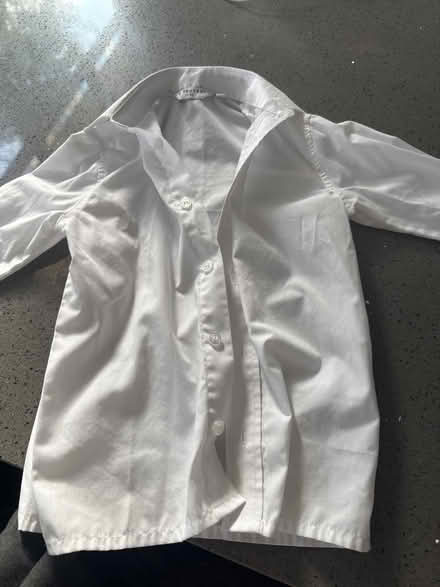 Photo of free White school shirts - age 5&6 (Heaton Moor, SK4) #1
